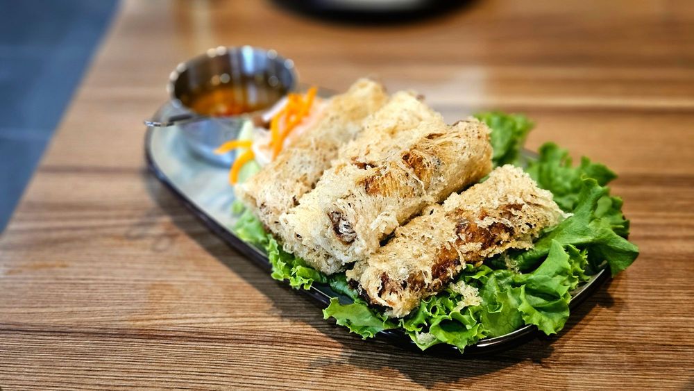 Netted Egg Rolls